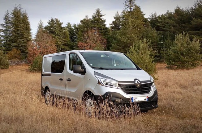 RENAULT-TRAFIC3-31-Euros-1 Vans Ă Vendre Ă Millau | Les Vans de la Jonte